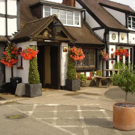 Готель Rose & Crown Тенбері Екстер'єр фото